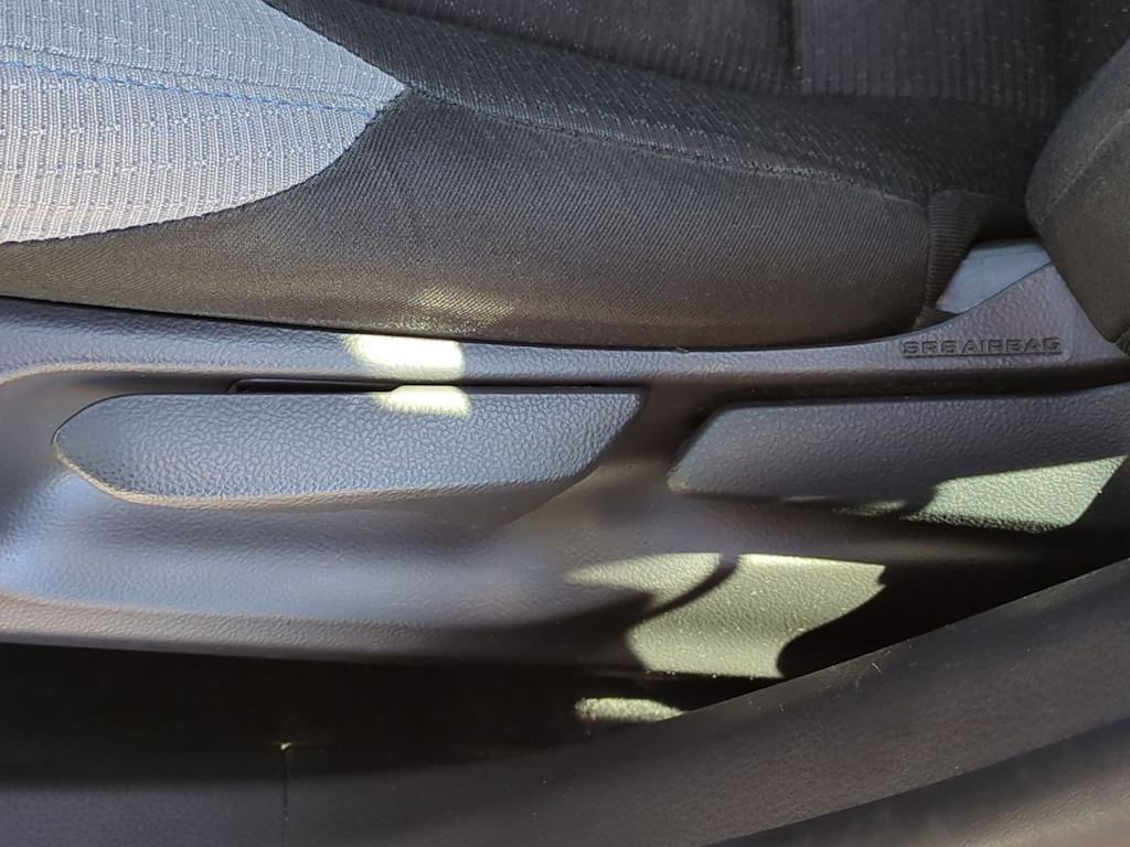 2019 Toyota C-HR LE 25