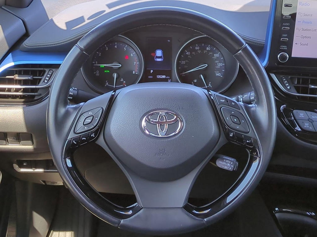 2019 Toyota C-HR LE 13