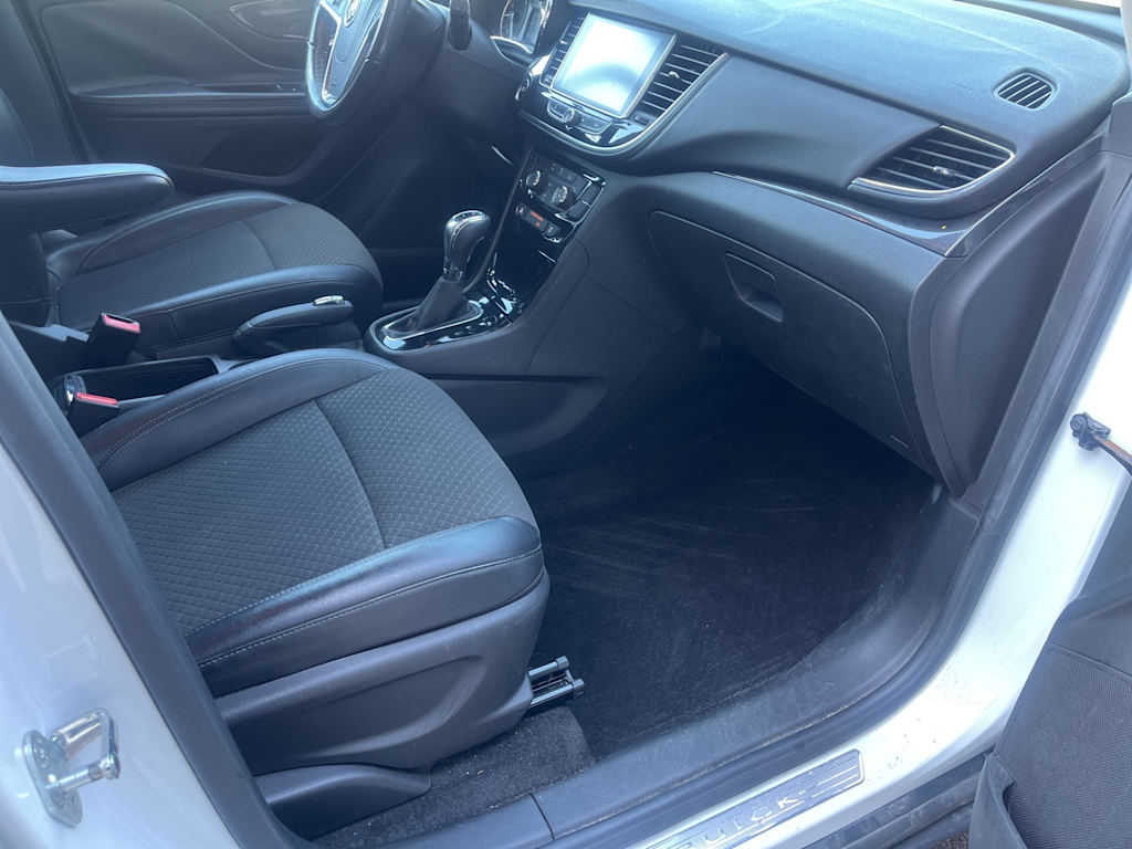 Thumbnail: 2019 Buick Encore - 22