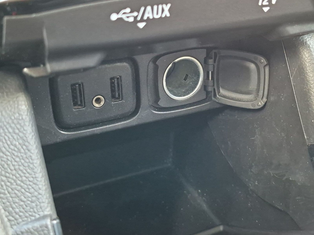 Thumbnail: 2018 Buick Encore - 33