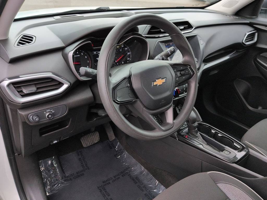 Thumbnail: 2023 Chevrolet TrailBlazer - 2