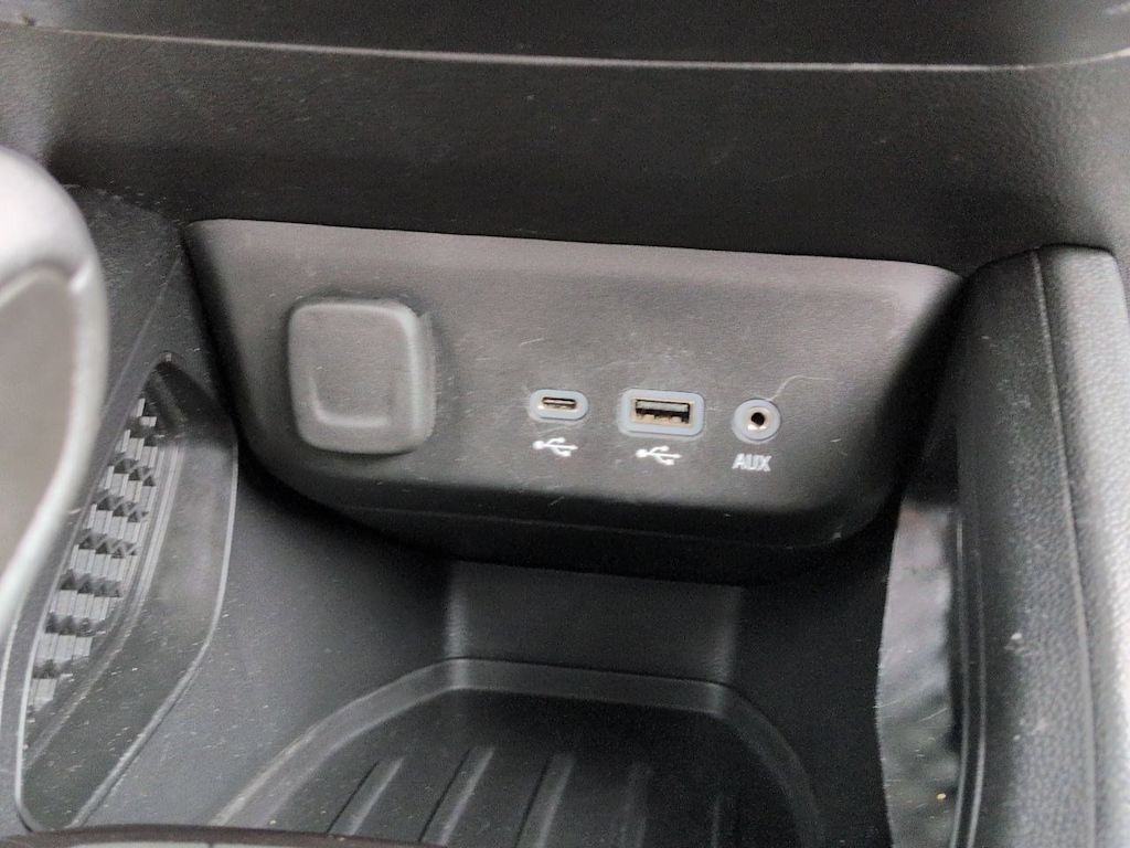 Thumbnail: 2023 Chevrolet TrailBlazer - 34