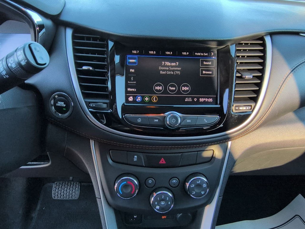 Thumbnail: 2022 Chevrolet Trax - 14