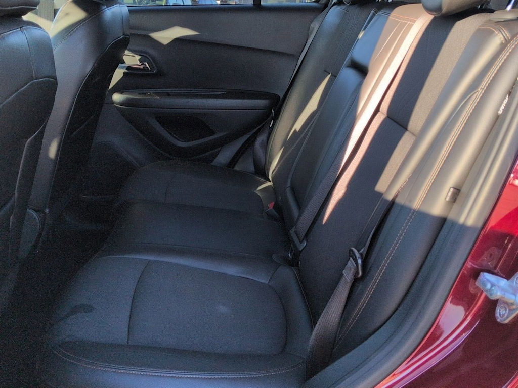 Thumbnail: 2022 Chevrolet Trax - 25