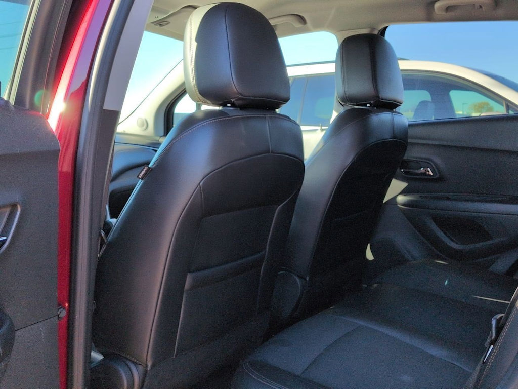 Thumbnail: 2022 Chevrolet Trax - 13