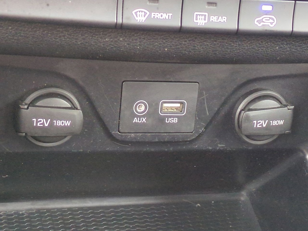 Thumbnail: 2016 Hyundai Tucson - 30