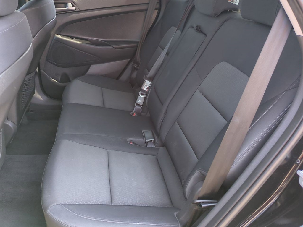 Thumbnail: 2016 Hyundai Tucson - 12