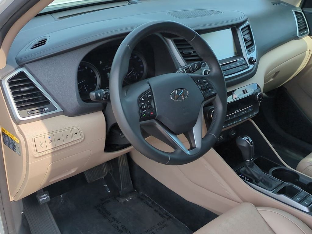 Thumbnail: 2016 Hyundai Tucson - 2