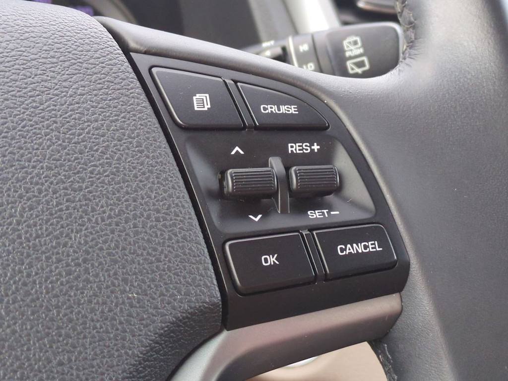 Thumbnail: 2016 Hyundai Tucson - 31