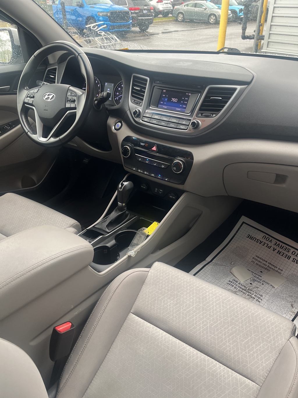 Thumbnail: 2016 Hyundai Tucson - 8