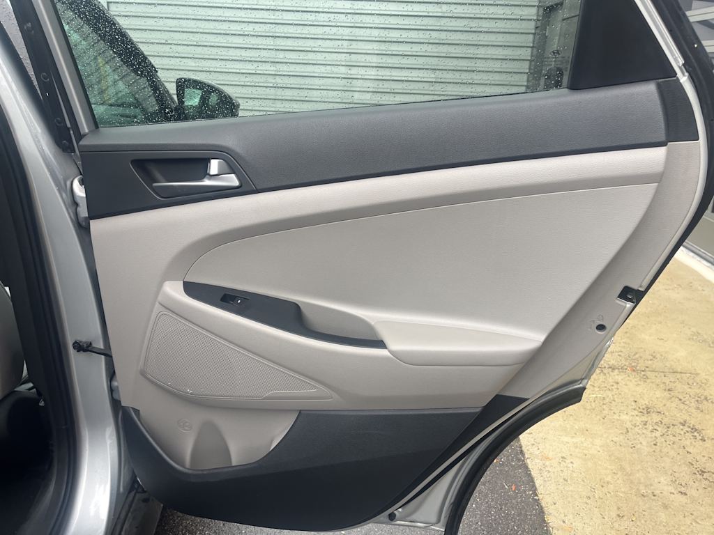 Thumbnail: 2016 Hyundai Tucson - 21