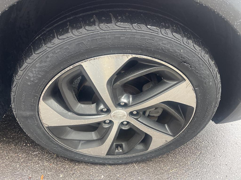 Thumbnail: 2016 Hyundai Tucson - 19