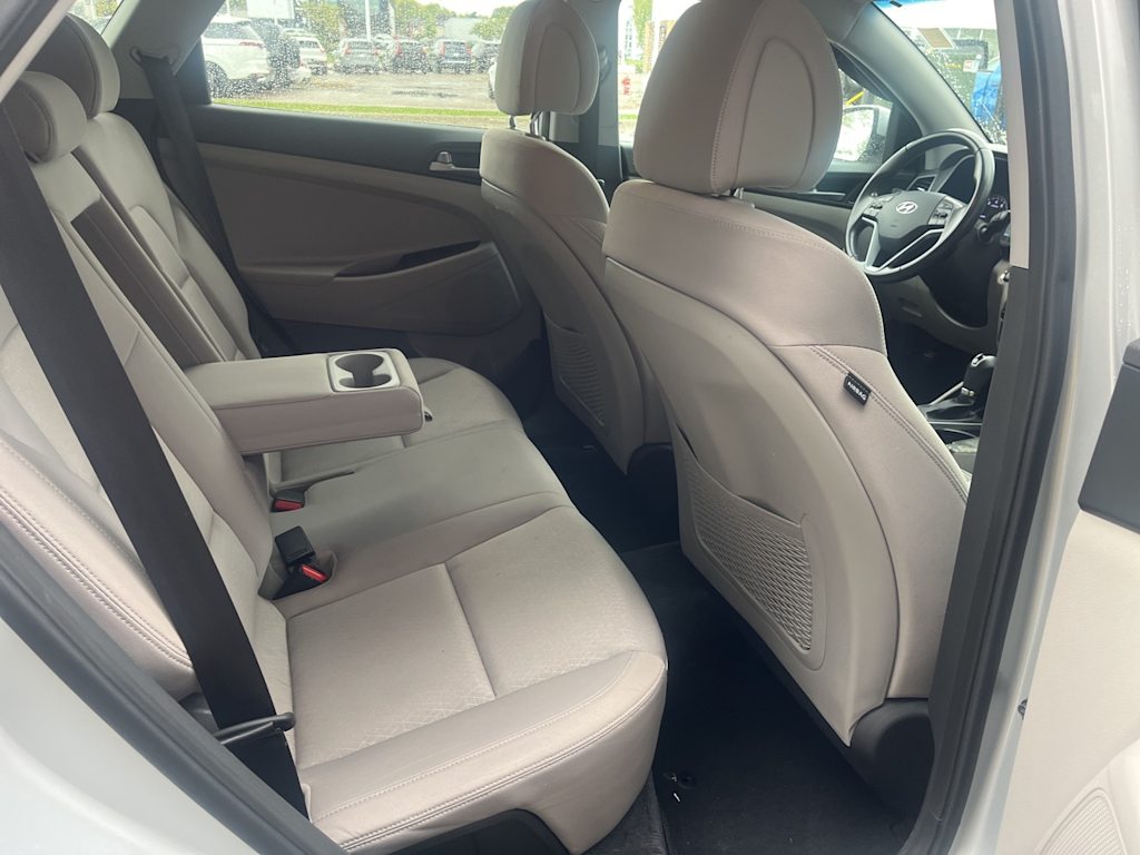 Thumbnail: 2016 Hyundai Tucson - 9