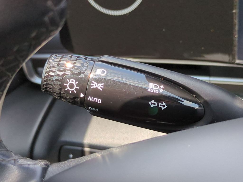 Thumbnail: 2024 Hyundai Elantra - 16