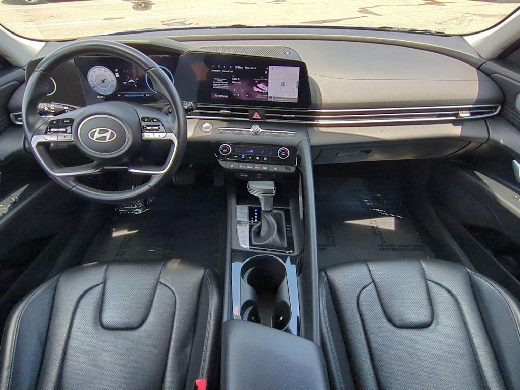 Thumbnail: 2024 Hyundai Elantra - 10