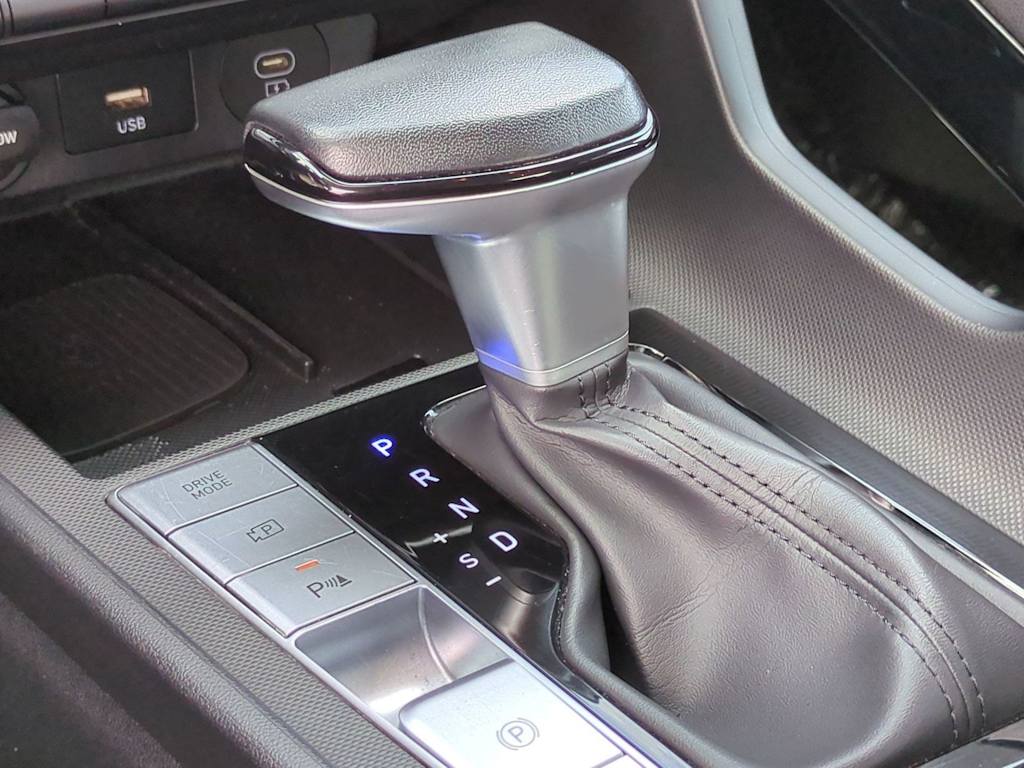 Thumbnail: 2024 Hyundai Elantra - 37
