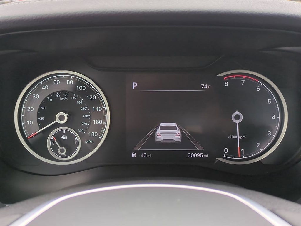 Thumbnail: 2023 Genesis G70 - 16
