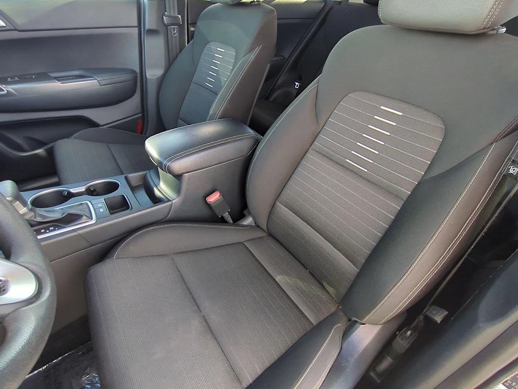 Thumbnail: 2017 Kia Sportage - 10