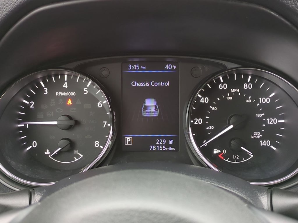 2018 Nissan Rogue SV 33