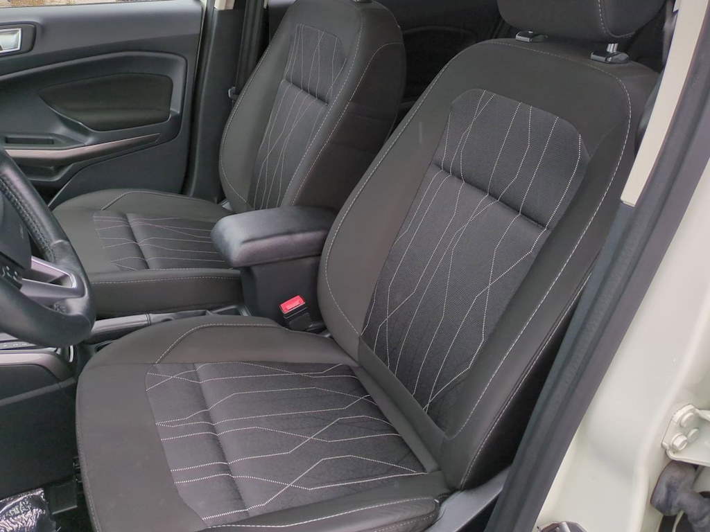 2019 Ford EcoSport SE 10