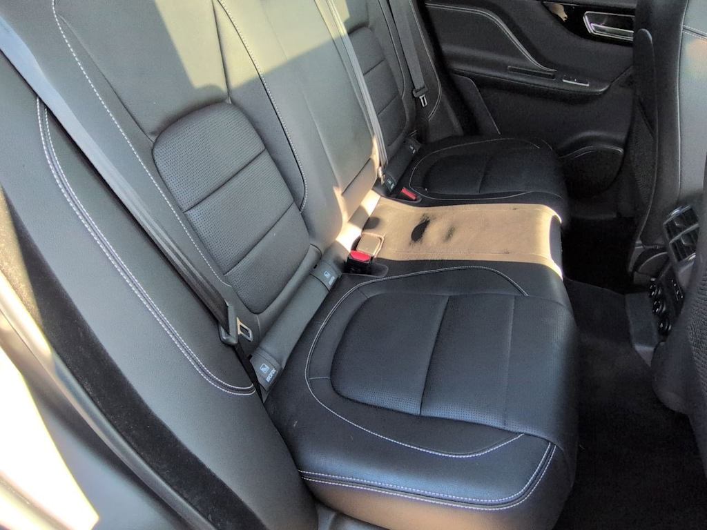 Thumbnail: 2020 Jaguar F-Pace - 29