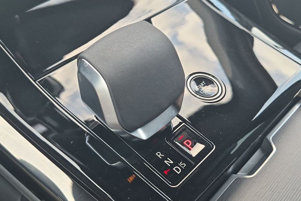 Thumbnail: 2026 Land Rover Range Rover Sport - 19