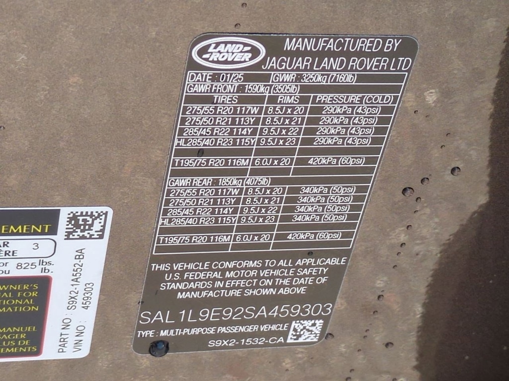 Thumbnail: 2025 Land Rover Range Rover Sport - 18