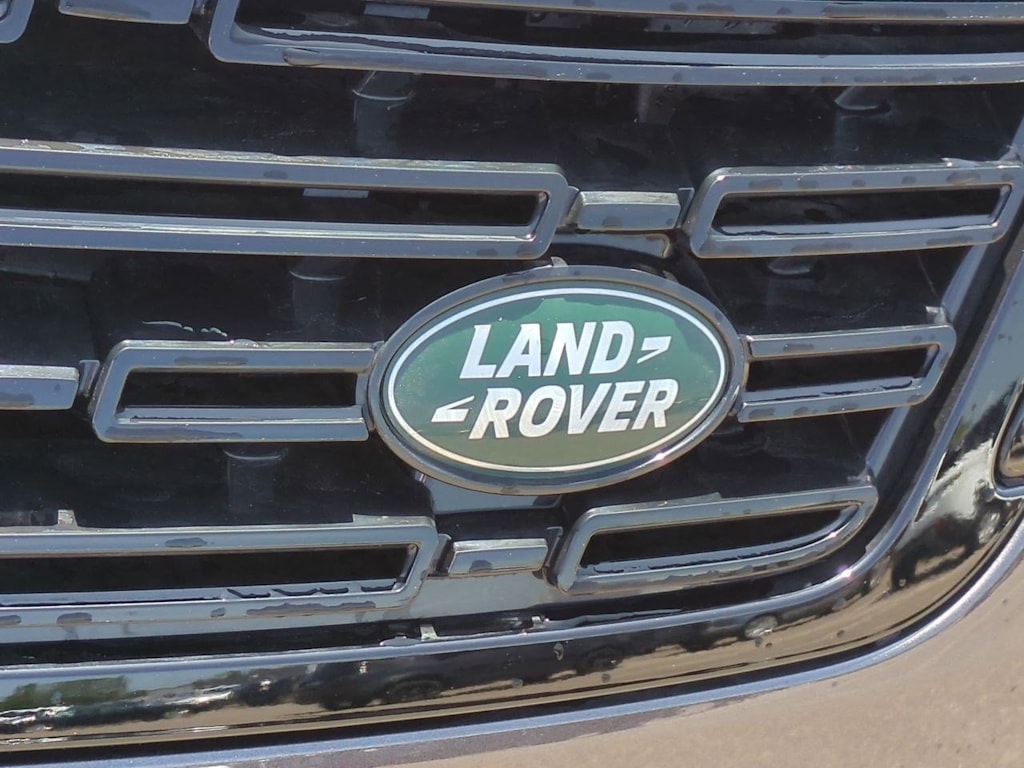 Thumbnail: 2025 Land Rover Range Rover Sport - 7