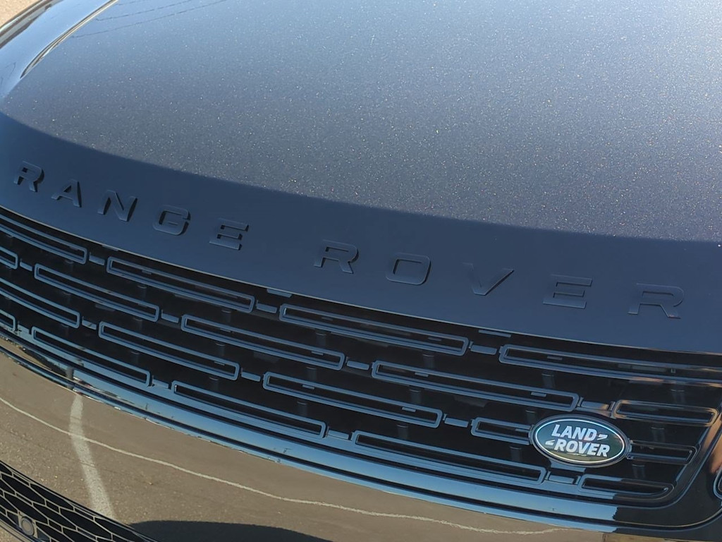 Thumbnail: 2025 Land Rover Range Rover Sport - 22