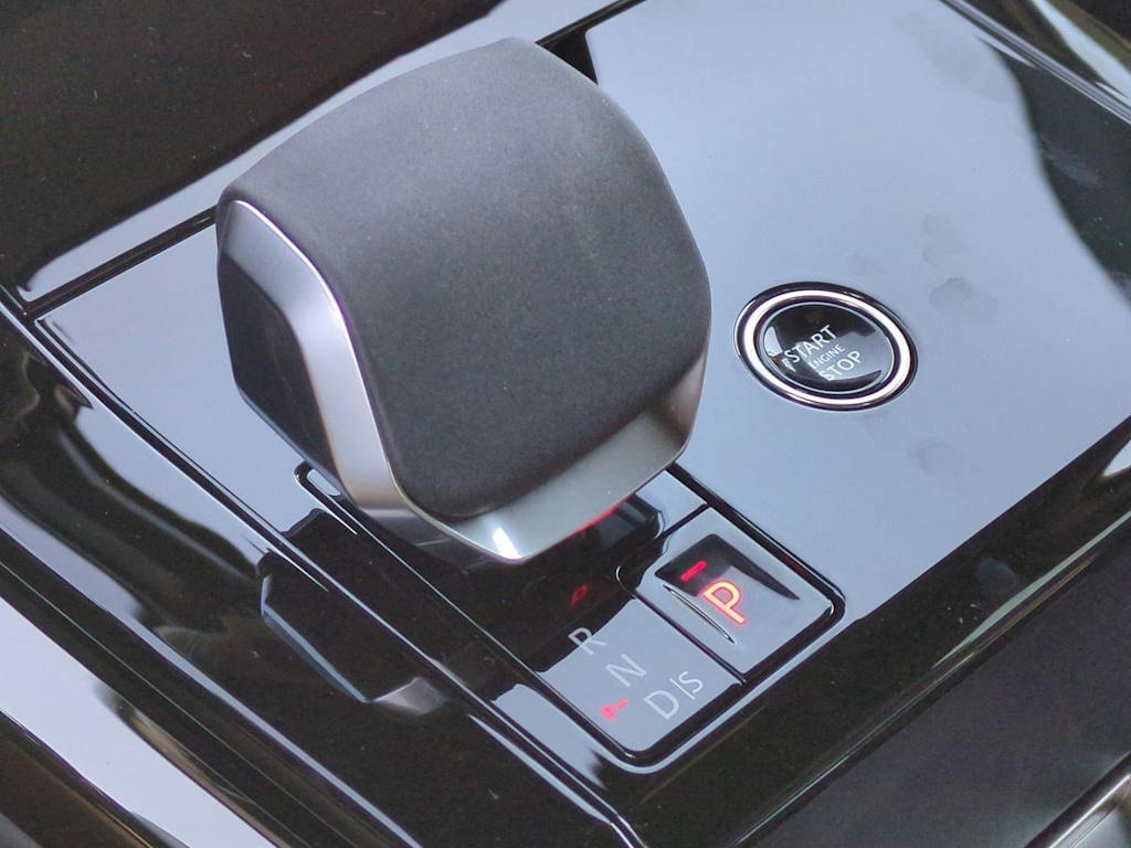 Thumbnail: 2025 Land Rover Range Rover Sport - 33