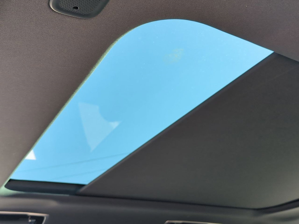 Thumbnail: 2025 Land Rover Range Rover Sport - 24