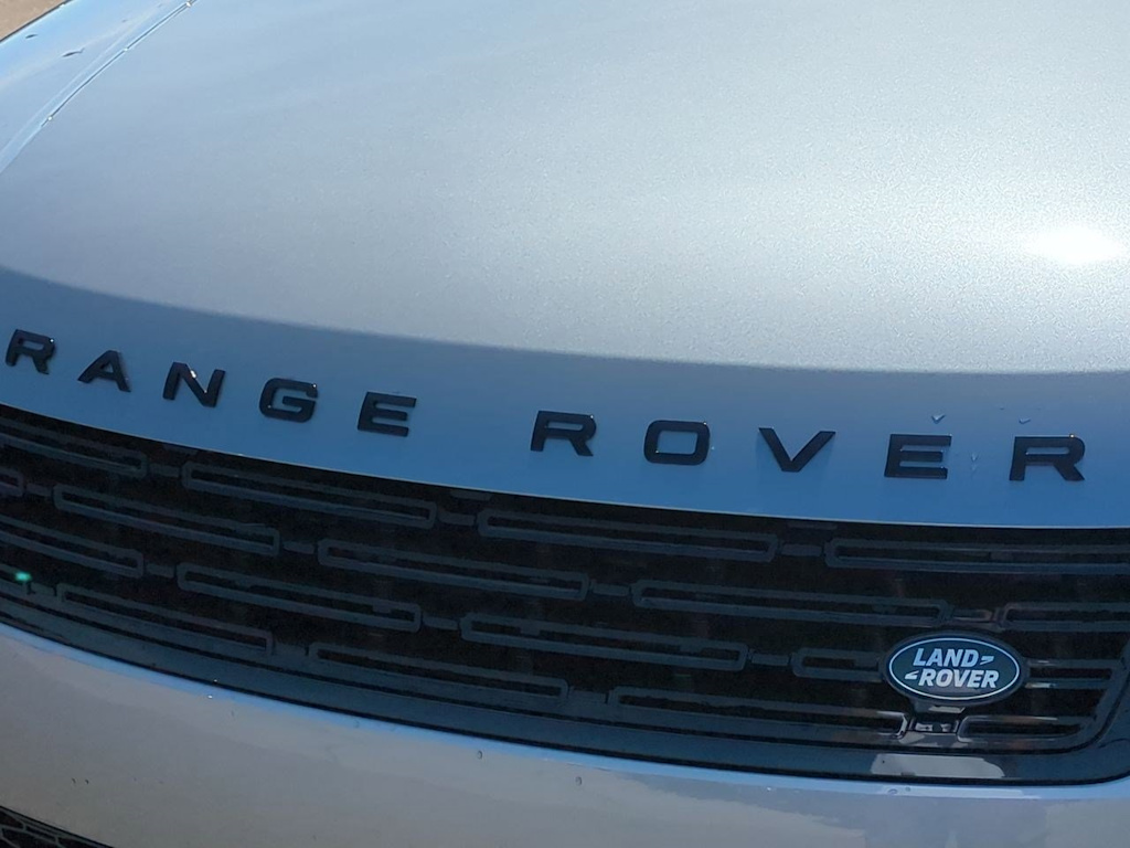 Thumbnail: 2025 Land Rover Range Rover Sport - 23