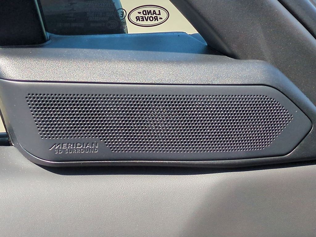 Thumbnail: 2025 Land Rover Range Rover Sport - 18