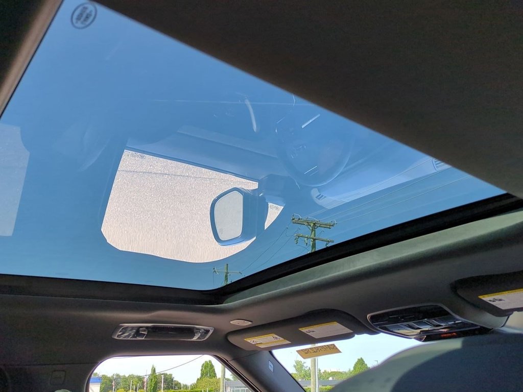 Thumbnail: 2025 Land Rover Range Rover Sport - 28