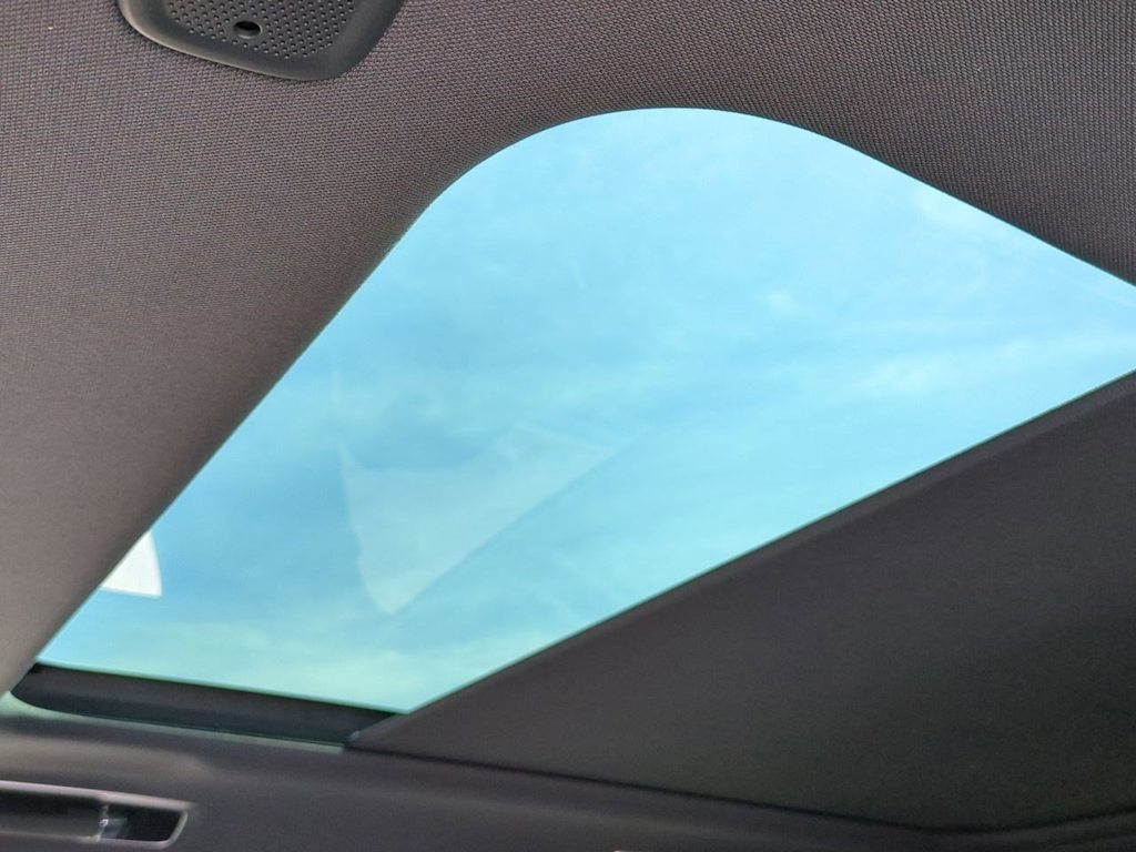 Thumbnail: 2025 Land Rover Range Rover Sport - 25