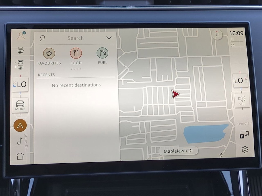 Thumbnail: 2025 Land Rover Range Rover Sport - 33