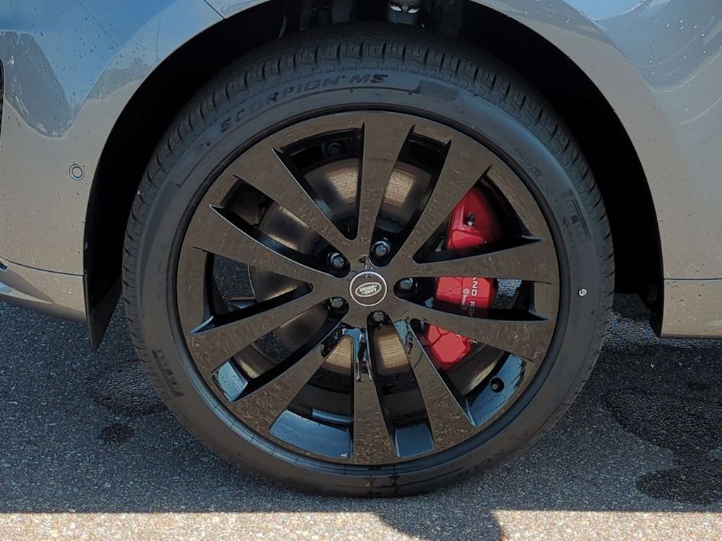 Thumbnail: 2025 Land Rover Range Rover Sport - 8