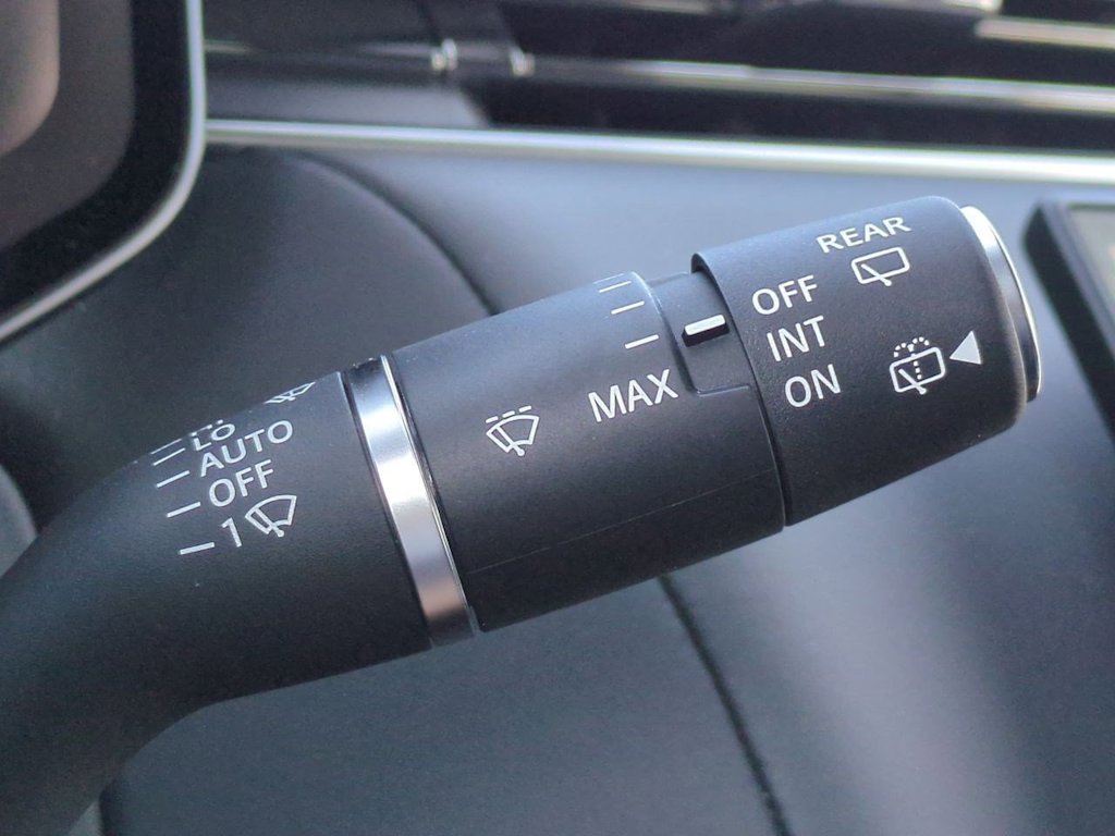 Thumbnail: 2025 Land Rover Range Rover Sport - 31