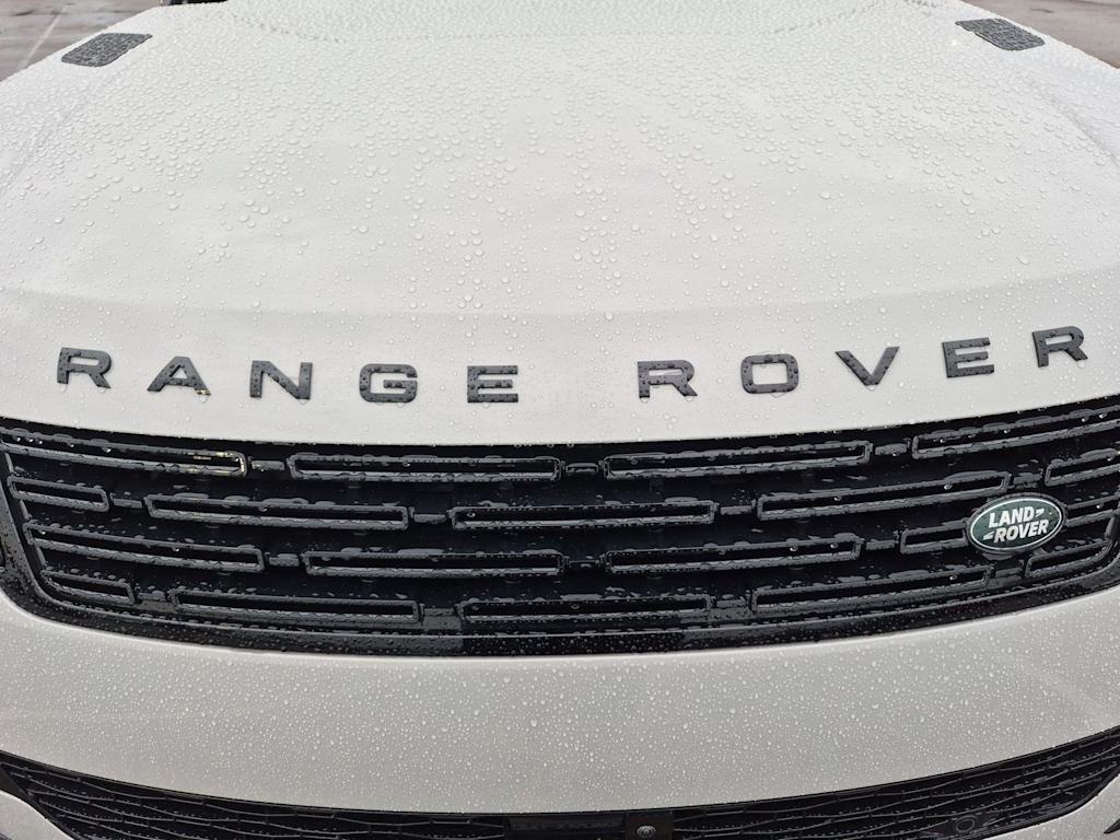 Thumbnail: 2027 Land Rover Range Rover Sport - 24