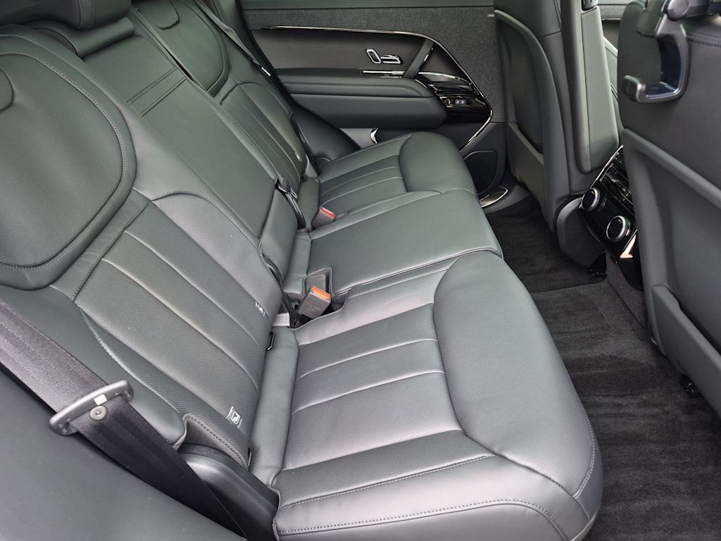Thumbnail: 2027 Land Rover Range Rover Sport - 28