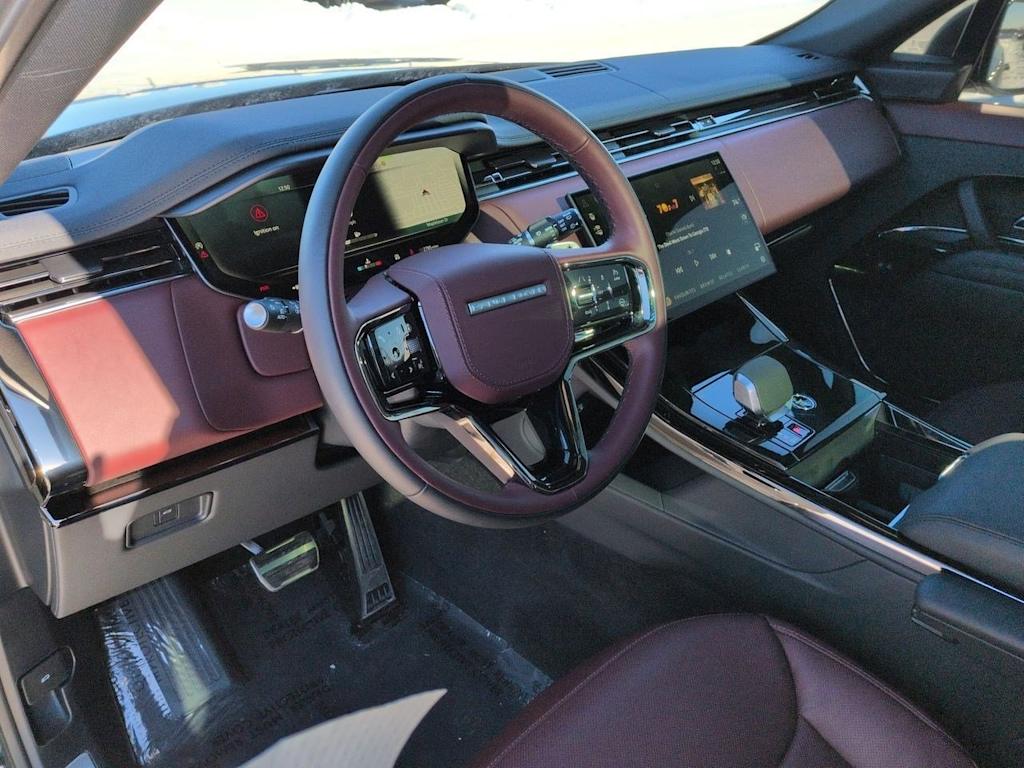 Thumbnail: 2025 Land Rover Range Rover Sport - 2