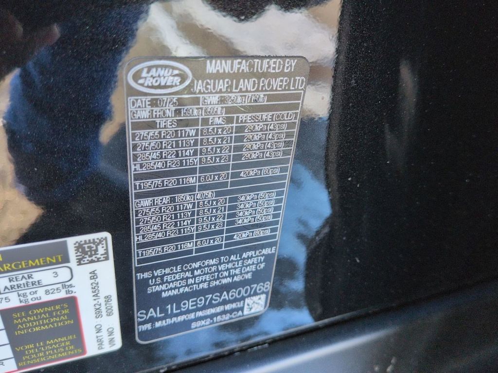 Thumbnail: 2025 Land Rover Range Rover Sport - 18