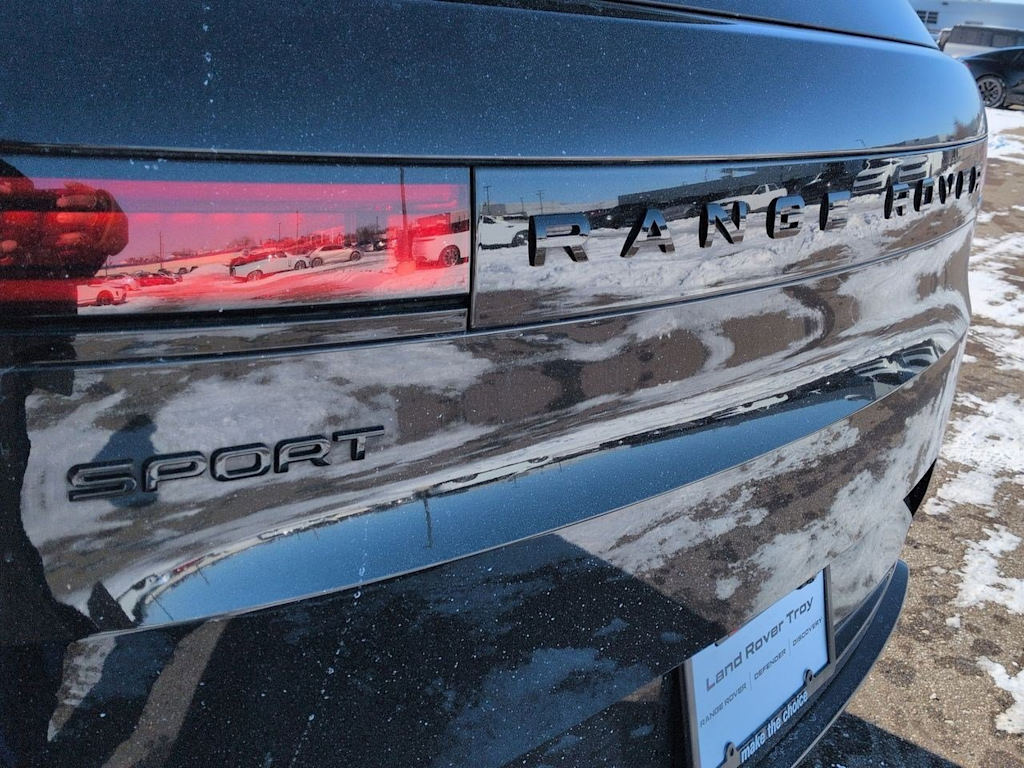 Thumbnail: 2025 Land Rover Range Rover Sport - 23
