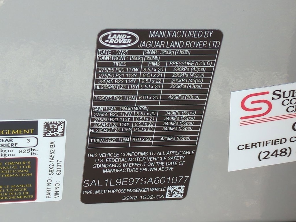 Thumbnail: 2025 Land Rover Range Rover Sport - 18