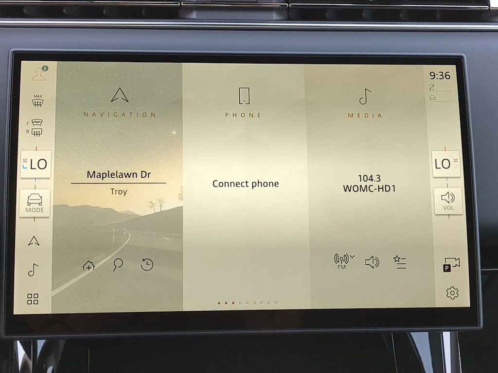 Thumbnail: 2025 Land Rover Range Rover Sport - 14