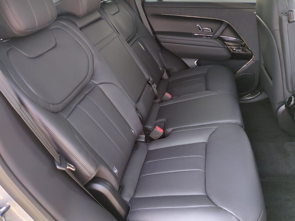 Thumbnail: 2025 Land Rover Range Rover Sport - 25