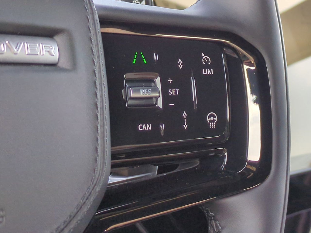 Thumbnail: 2025 Land Rover Range Rover Sport - 29