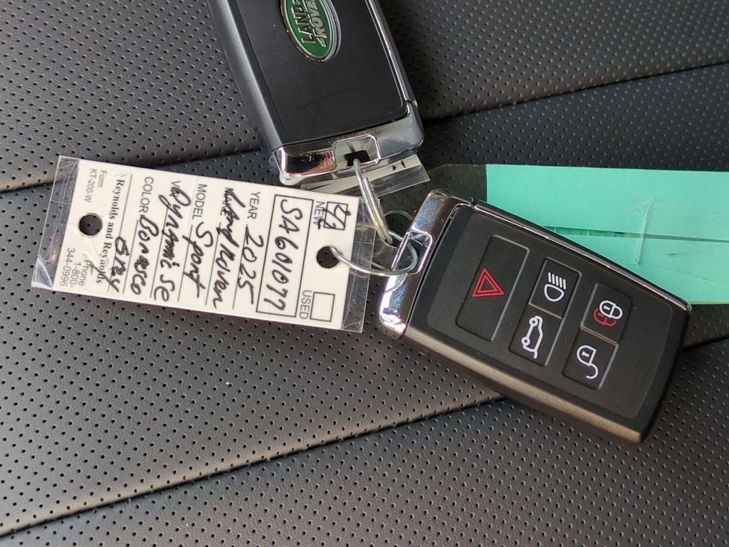 Thumbnail: 2025 Land Rover Range Rover Sport - 36