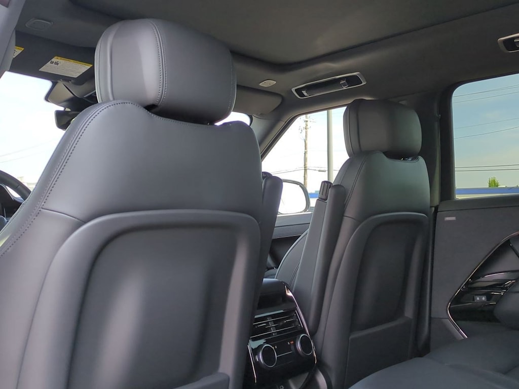 Thumbnail: 2025 Land Rover Range Rover Sport - 11