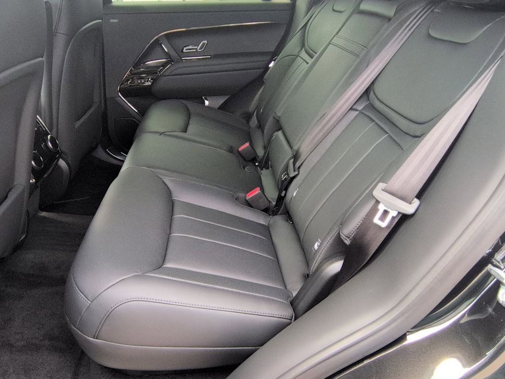 Thumbnail: 2026 Land Rover Range Rover Sport - 27